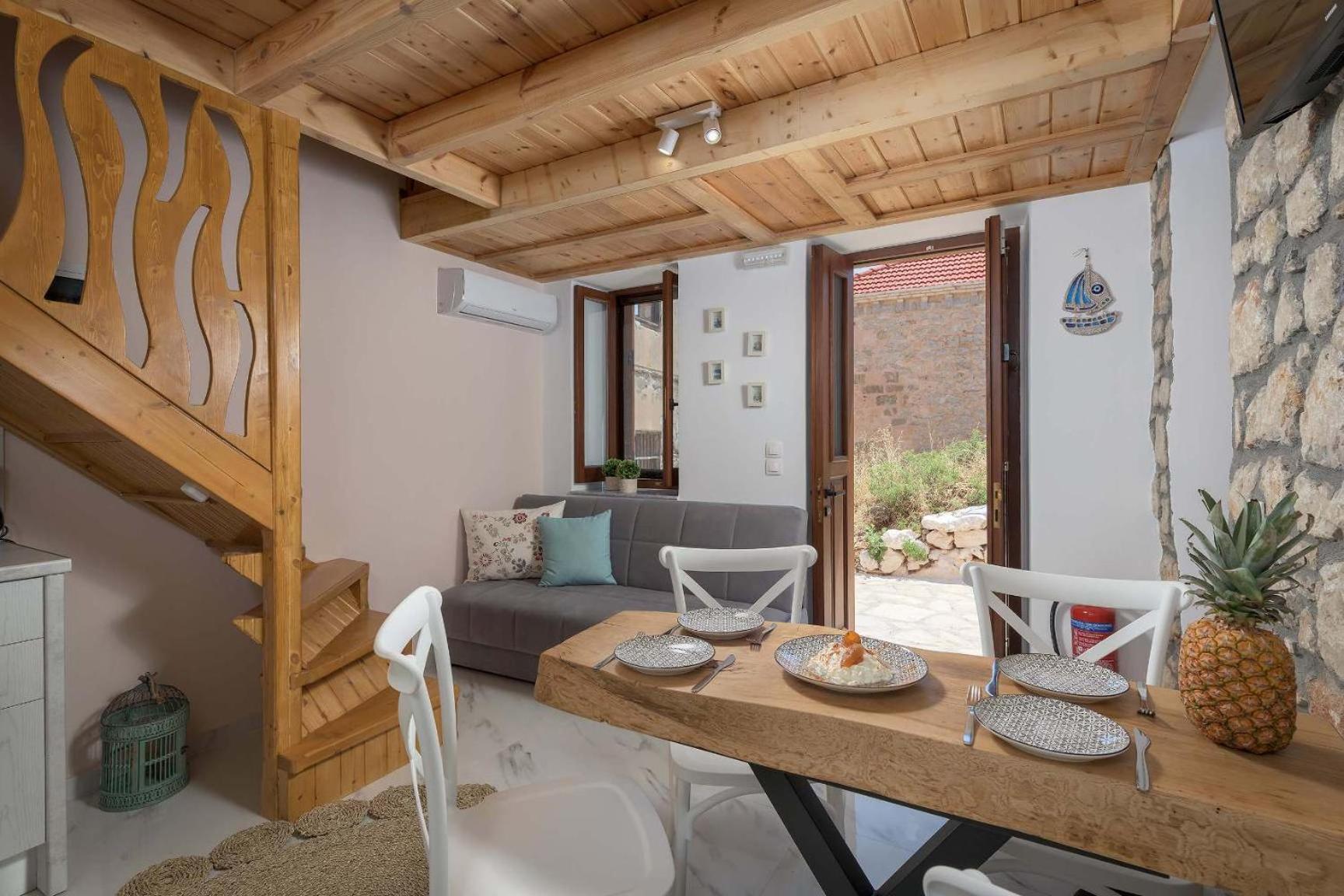 Captain'S Memories Stylish Harbour Apartments Chalki Town Exteriér fotografie