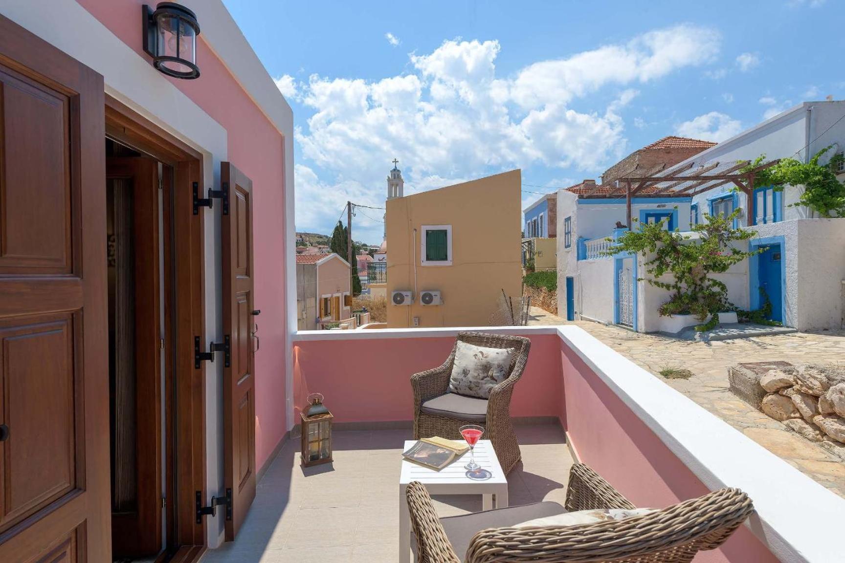 Captain'S Memories Stylish Harbour Apartments Chalki Town Exteriér fotografie